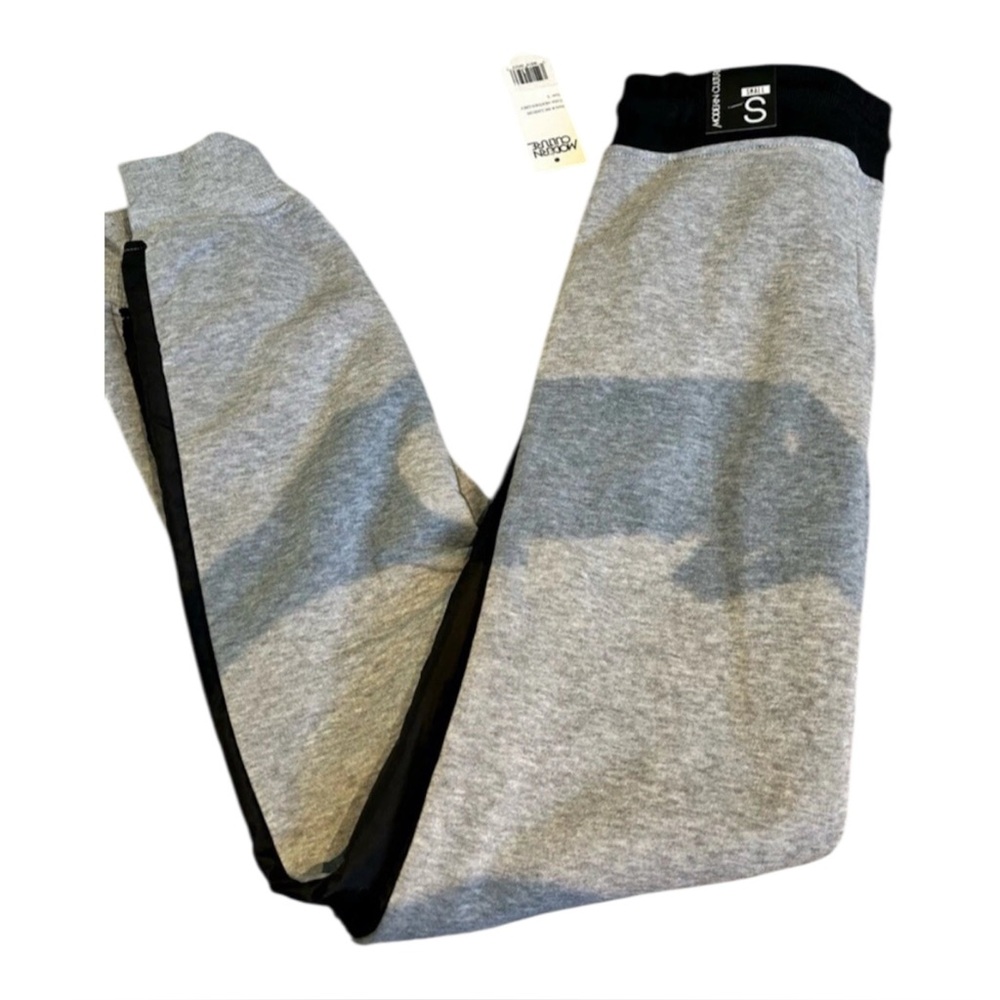Men’s New with Tags Modern Culture Track Pants Sweatpants Joggers Size Small